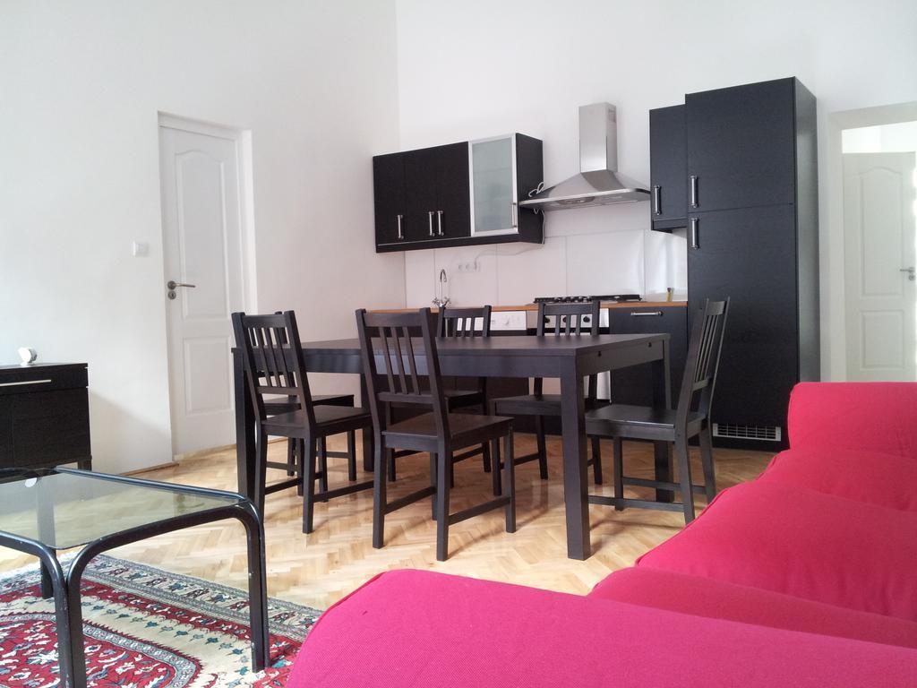 Anna 2 Bedrooms 2 Bathrooms 6 Bikes Boedapest Kamer foto