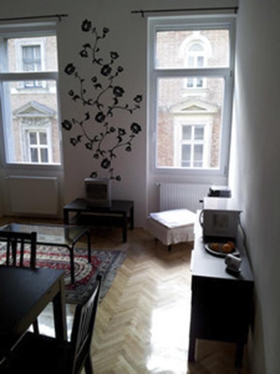 Anna 2 Bedrooms 2 Bathrooms 6 Bikes Boedapest Kamer foto